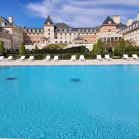 Dream Castle Marne La Vallee Hotel