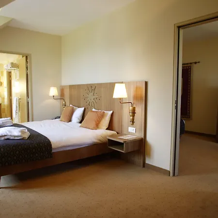 Dream Castle Marne La Vallee 马尼库尔勒翁格尔