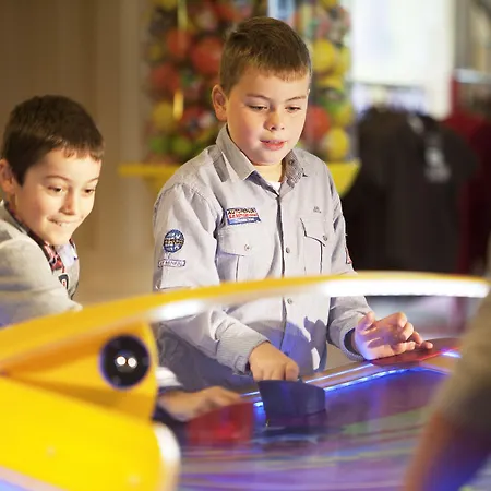 Dream Castle Marne La Vallee 马尼库尔勒翁格尔