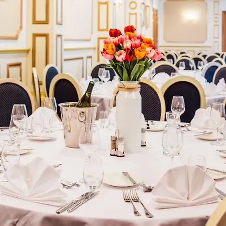 Hotel Dream Castle Marne La Vallee Magny-le-Hongre