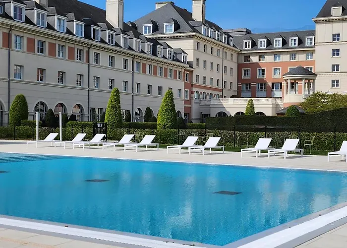 Hotel Dream Castle Marne La Vallee 4*